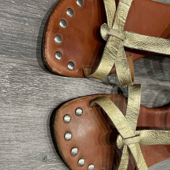 Matt Bernson metallic gold stud gladiator sandal-6 - Picture 6 of 11